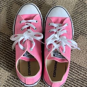pink converse